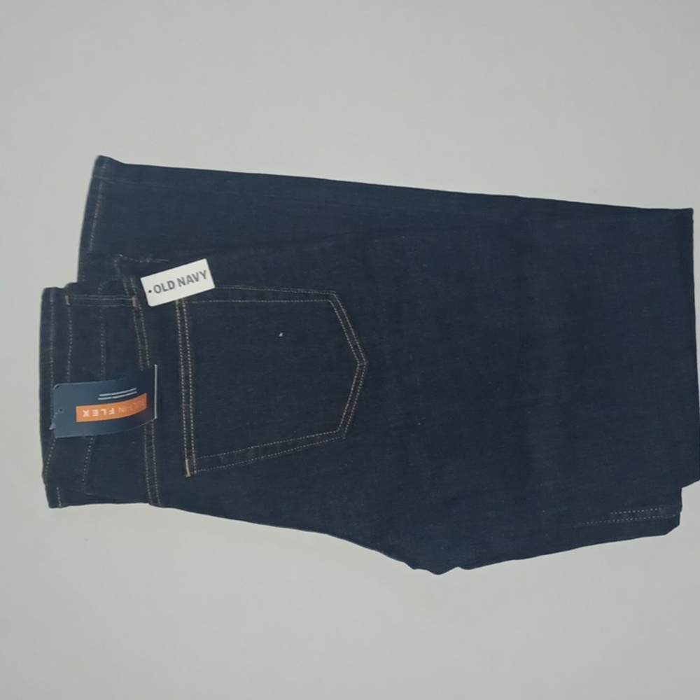 Old Navy Straight Fit Jeans 32x34 Built-in Flex NWT